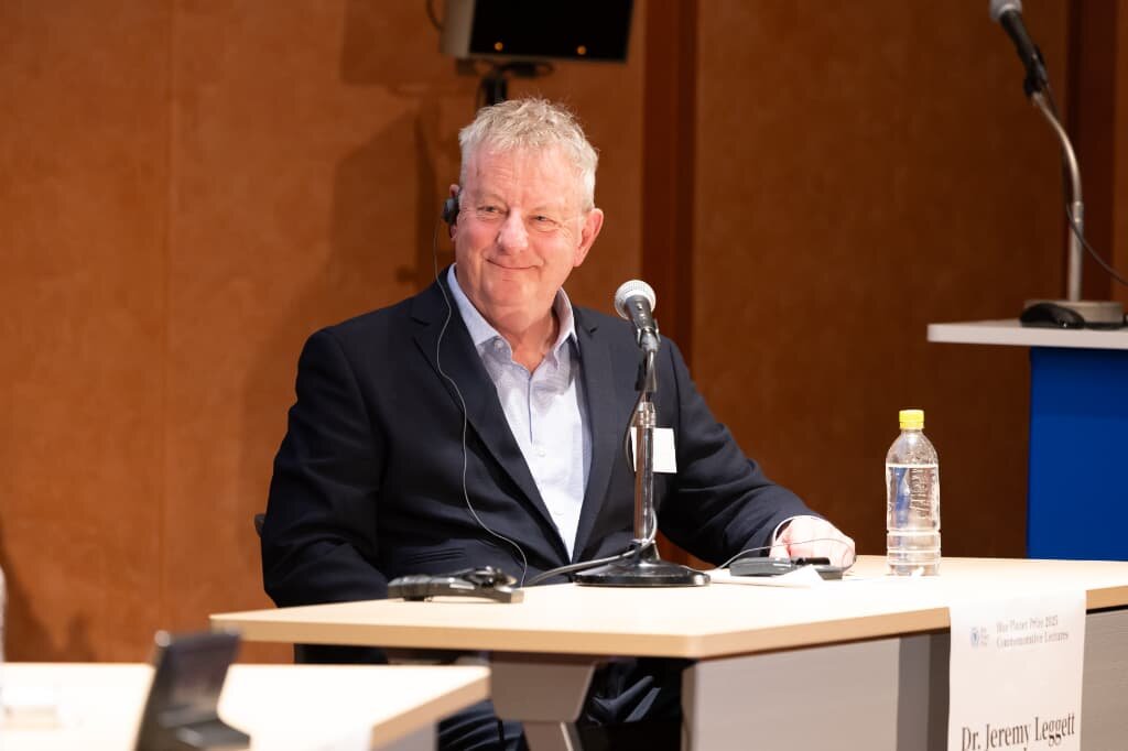 Dr. Jeremy Leggett